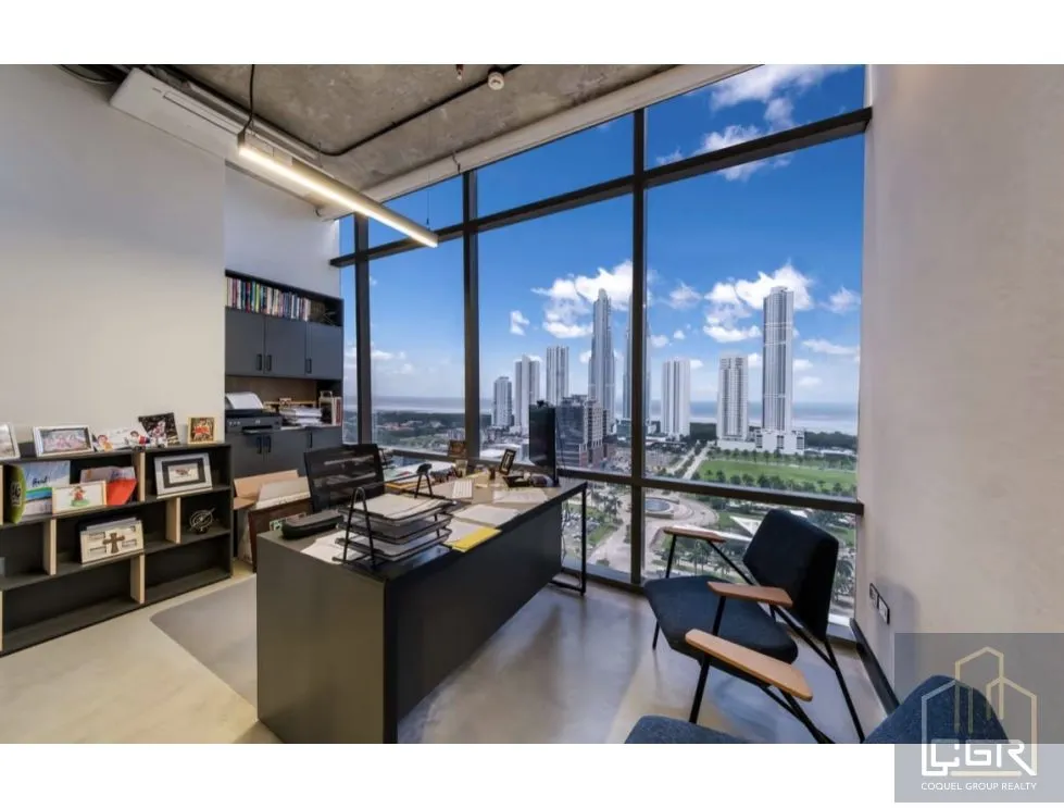 Office for sale in Costa del Este