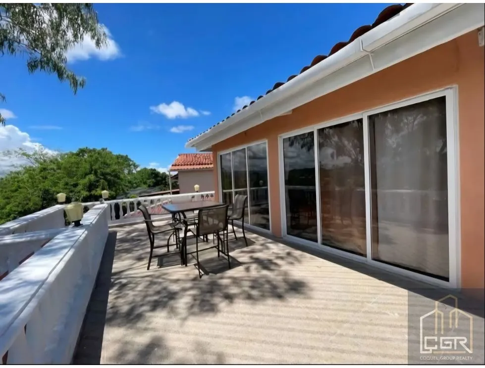 Single Family House for sale in Condado del Rey