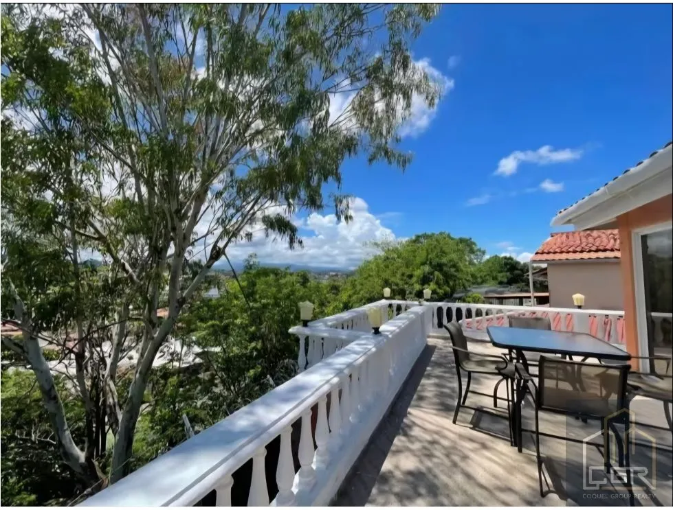 Single Family House for sale in Condado del Rey