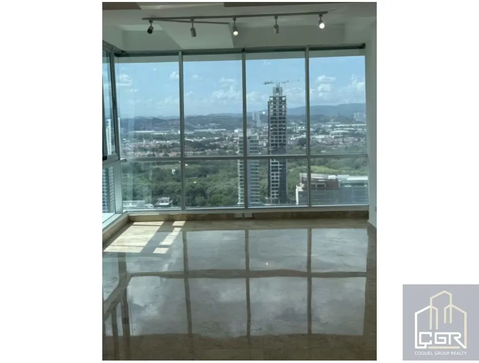 Venta o Alquiler de Apartamento con Línea Blanca en Costa del Este