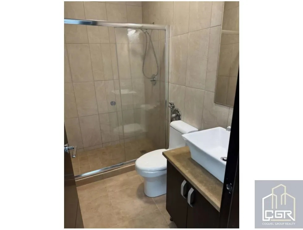 Venta o Alquiler de Apartamento con Línea Blanca en Costa del Este