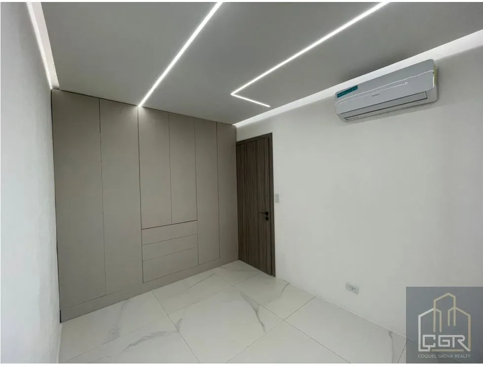 Sale of Renovated Apartment in San Francisco - Panama