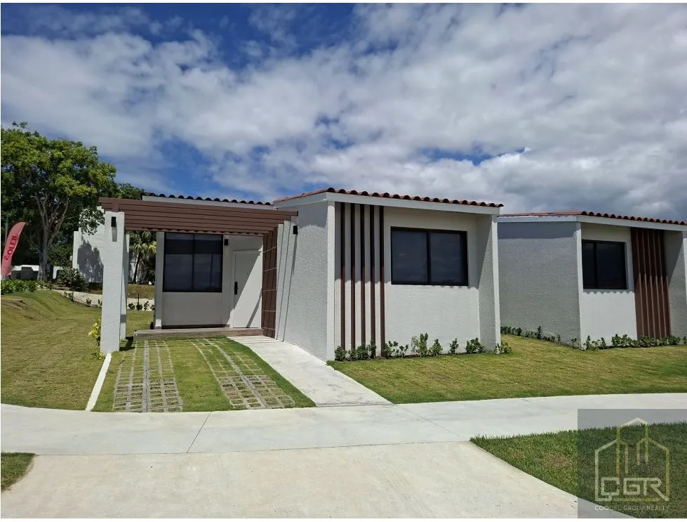 Venta de Casas de Playa Full Equipadas San Carlos - Panamá Oeste