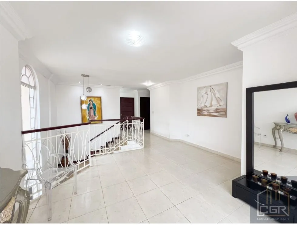 Single Family House for sale in Costa Sur