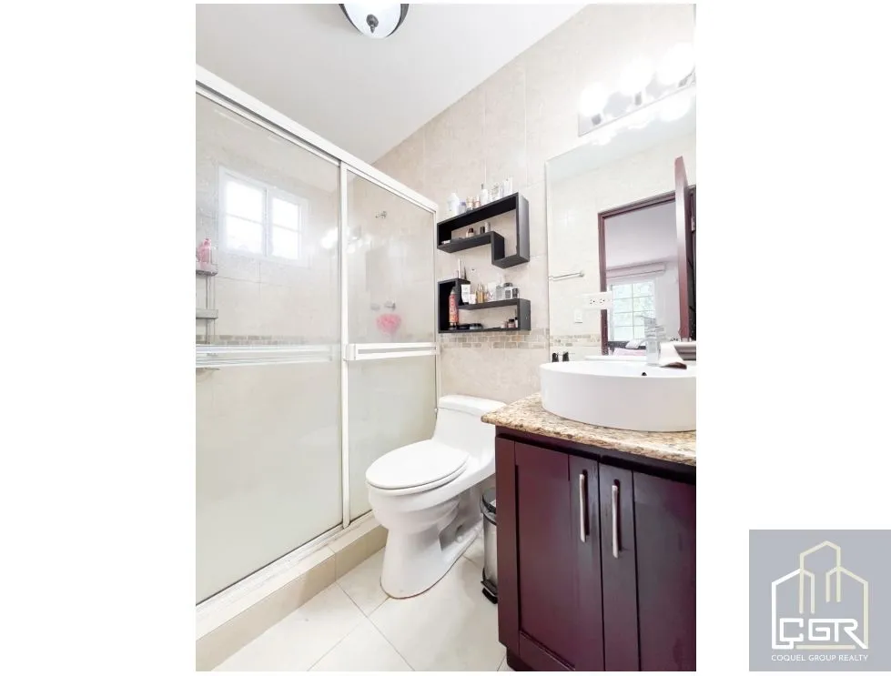 Single Family House for sale in Costa Sur