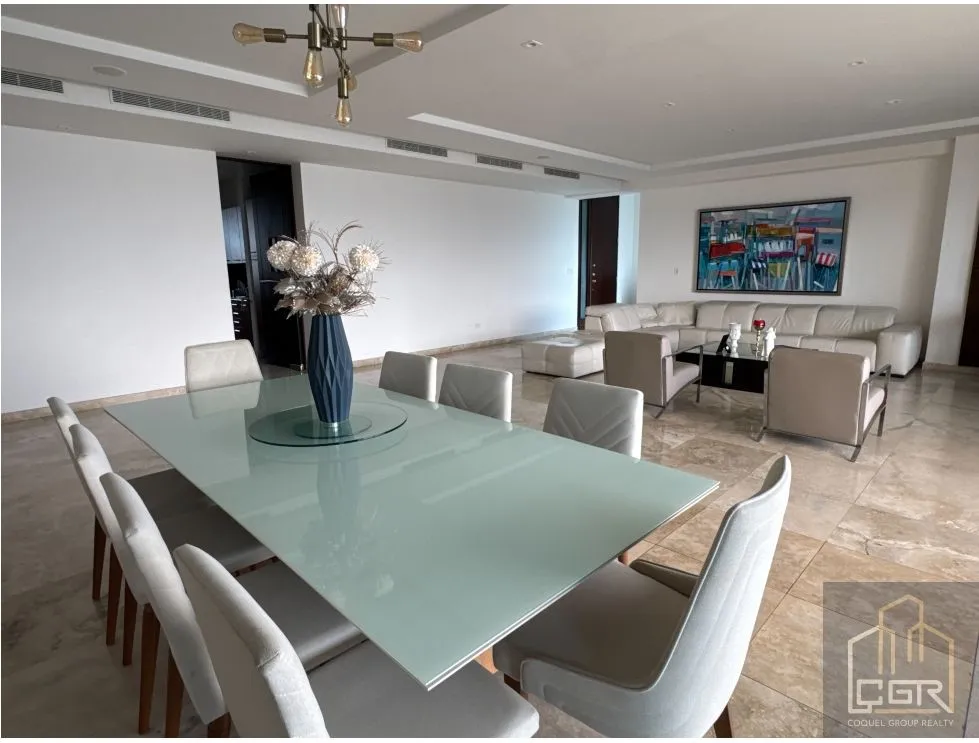 Apartment for sale in Punta Pacifica