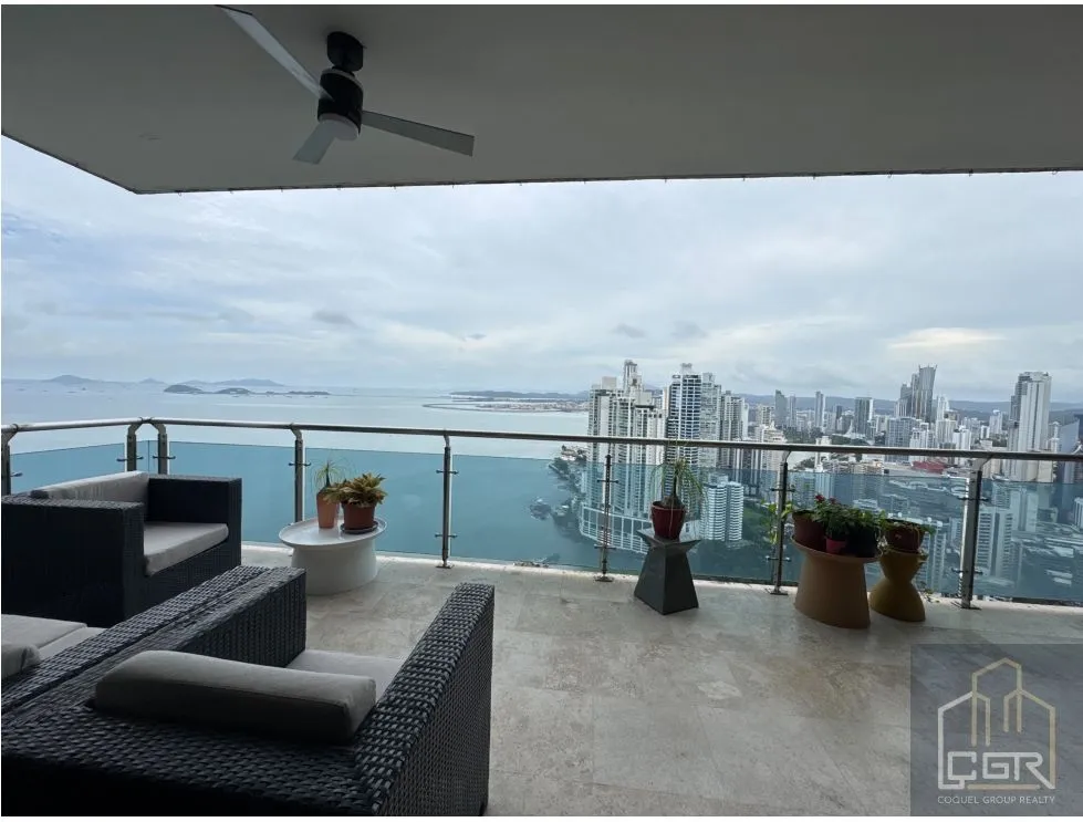 Apartment for sale in Punta Pacifica