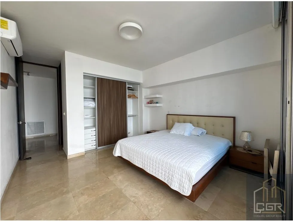 Apartment for sale in Punta Pacifica