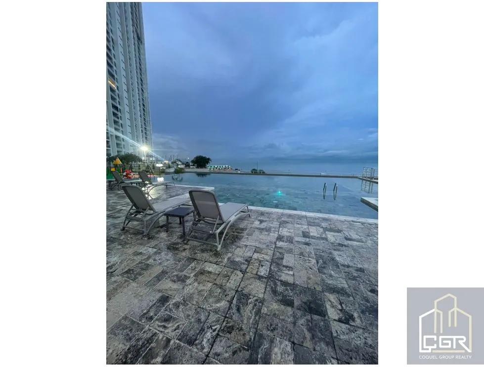 Sale of Apartment with Ocean View San Francisco - Panama