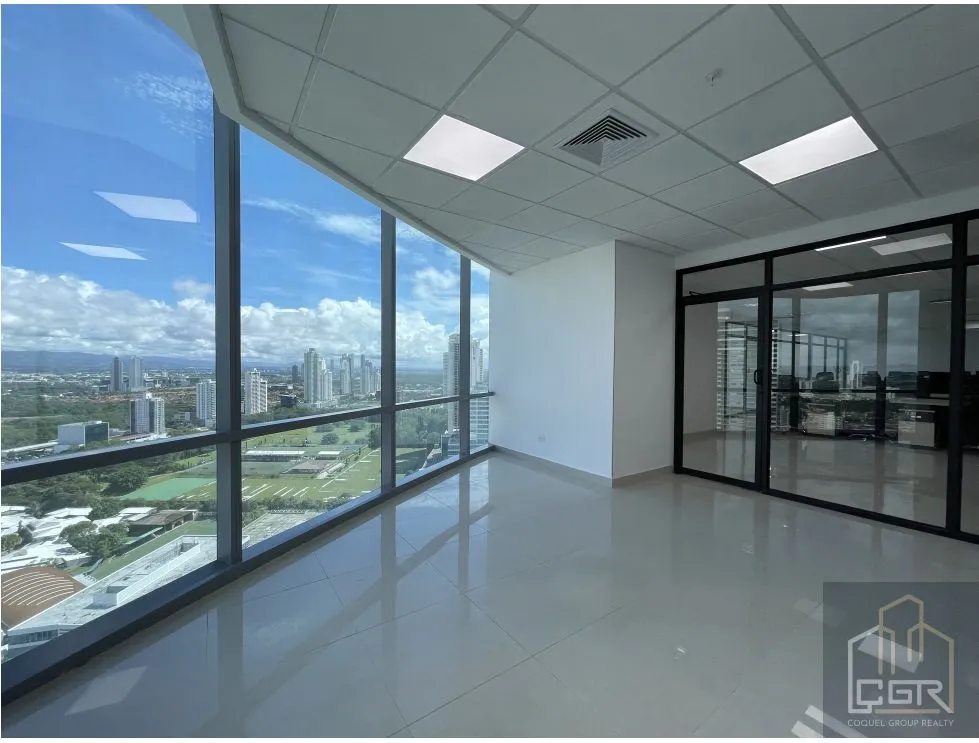 Office for rent in Costa del Este