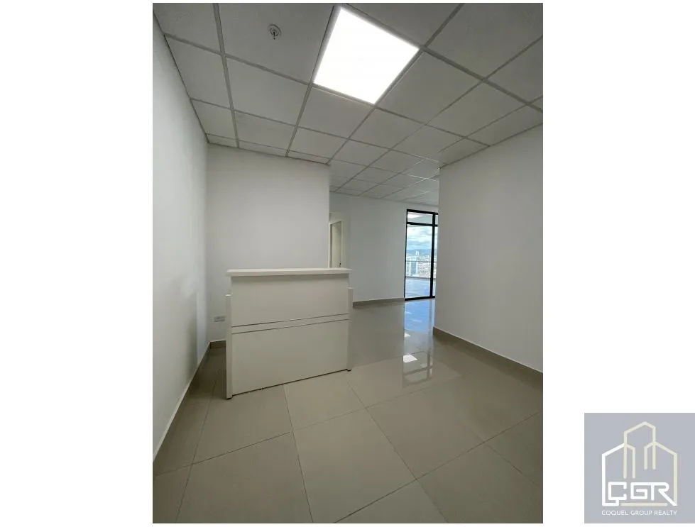 Office for rent in Costa del Este