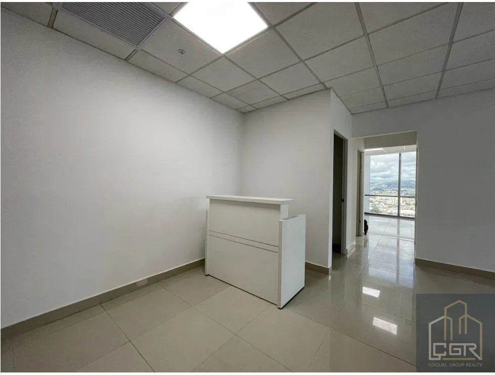 Office for rent in Costa del Este
