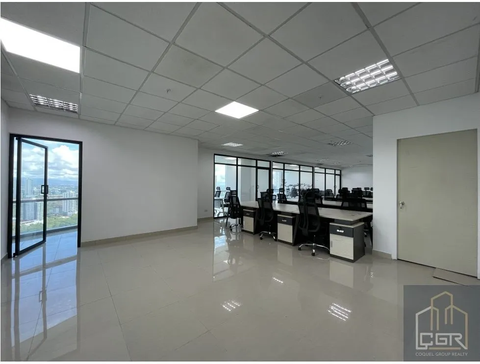 Office for rent in Costa del Este