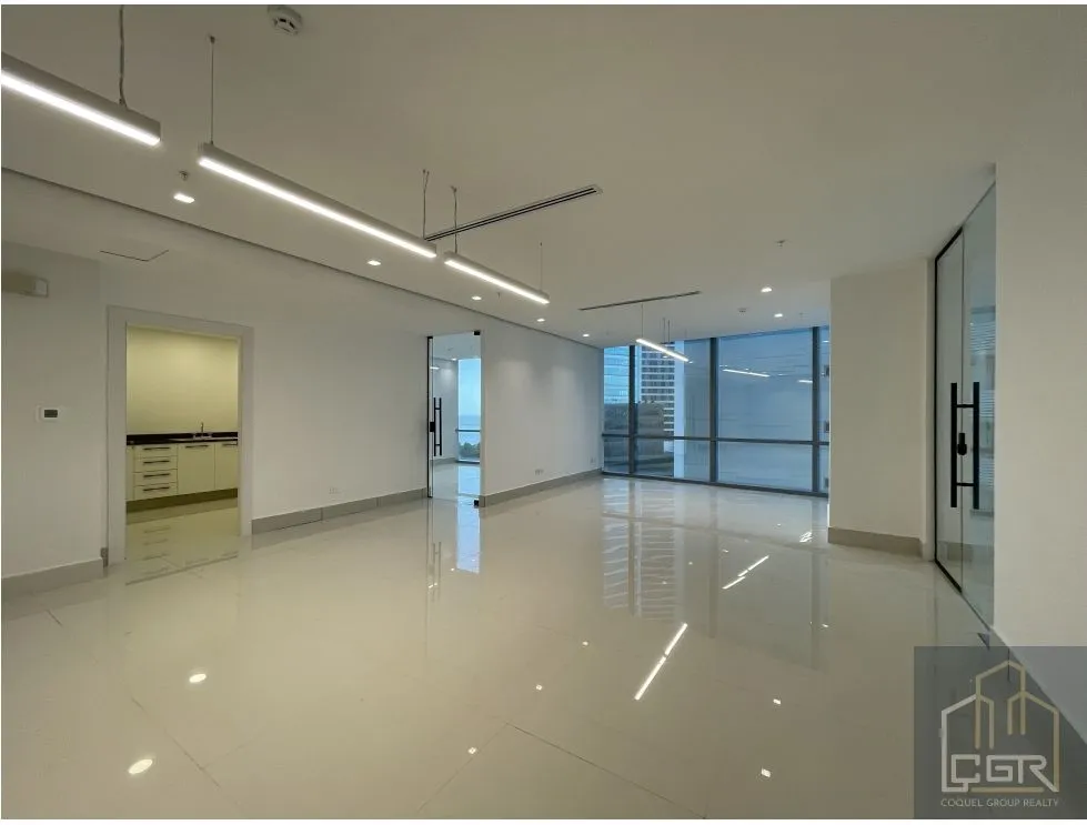 Office for rent in Costa del Este