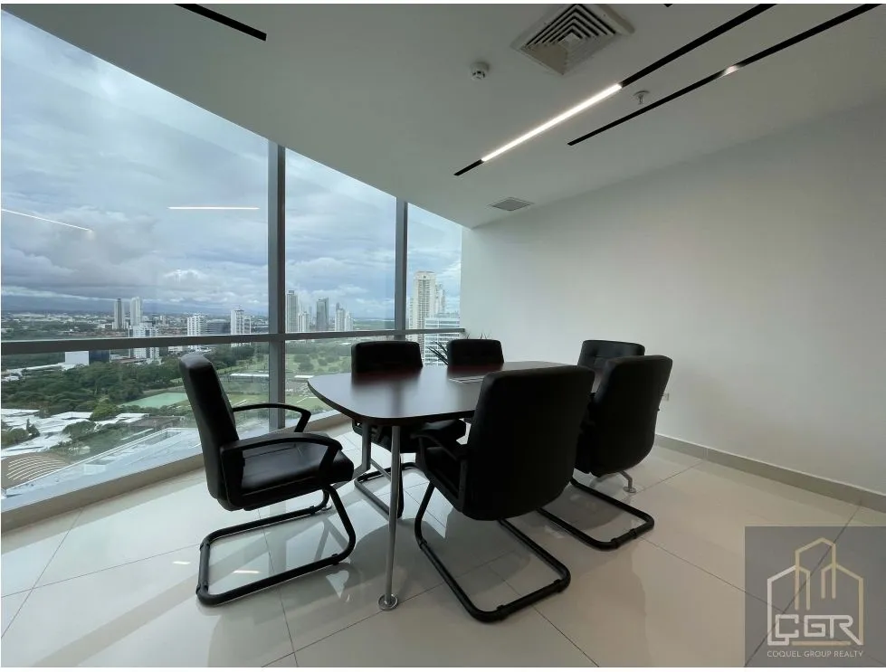 Office for rent in Costa del Este