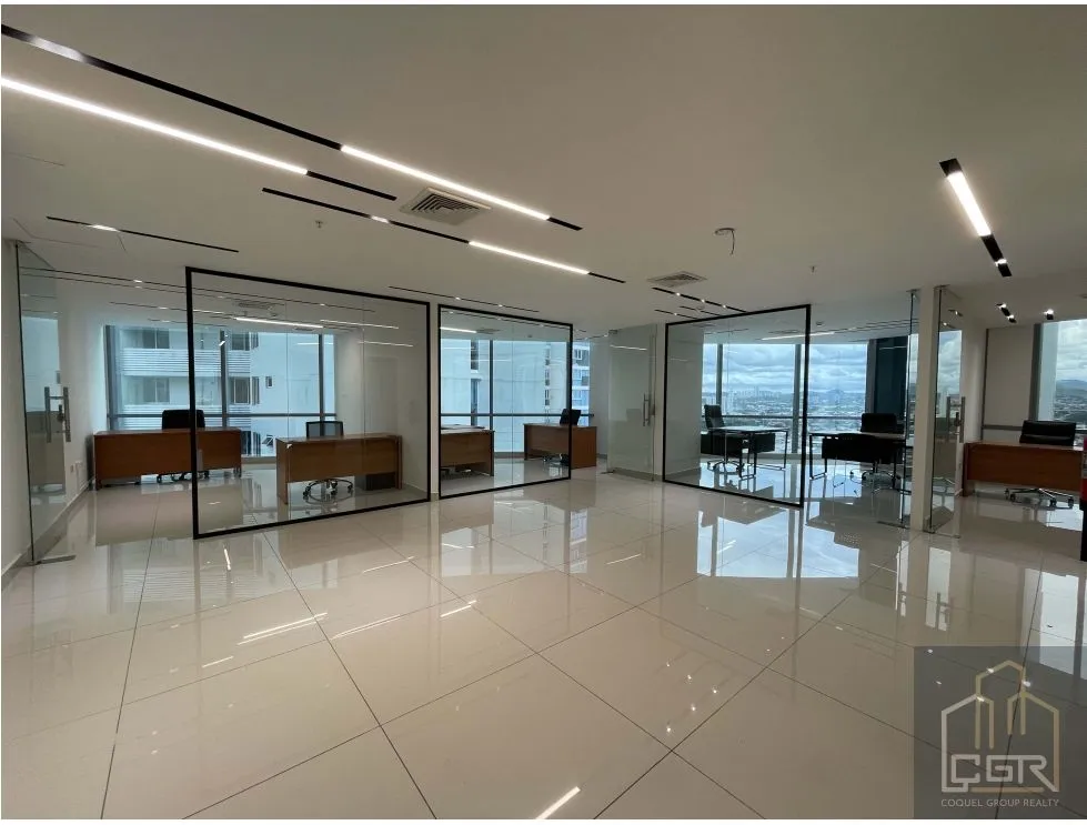 Office for rent in Costa del Este