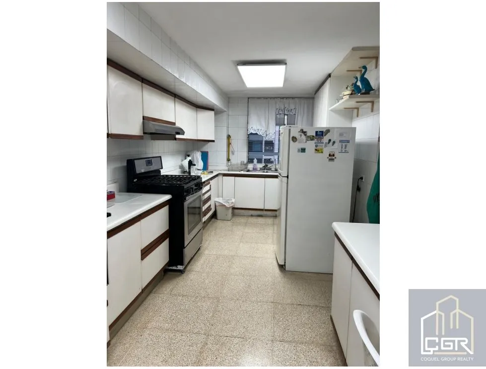 VENTA DE APARTAMENTO VACÍO PH ANA GLORIA, PUNTA PAITILLA