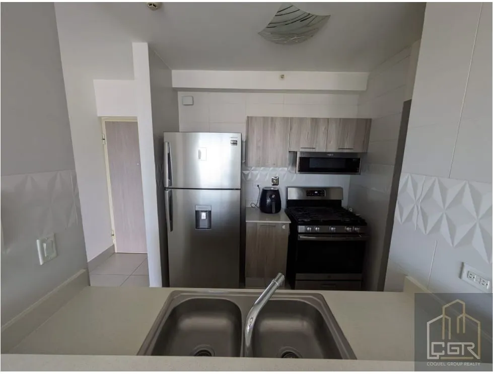 Apartment for sale in Edison Park