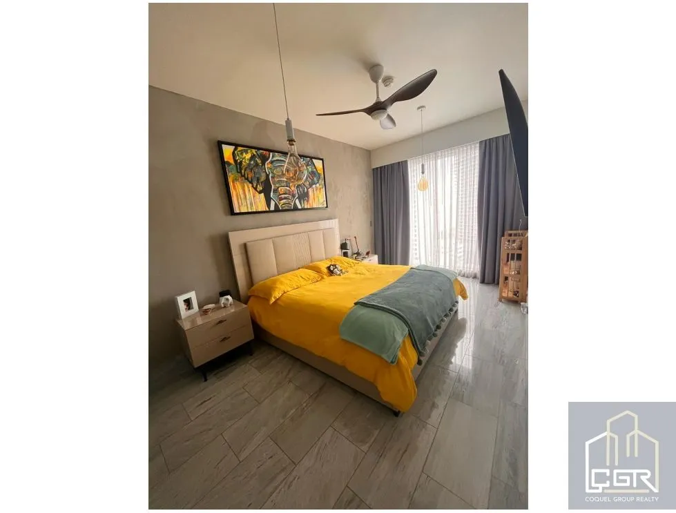 Alquiler de apartamento con linea blanca en PH Nouvo, Av. Balboa