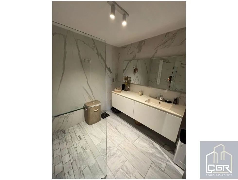 Alquiler de apartamento con linea blanca en PH Nouvo, Av. Balboa