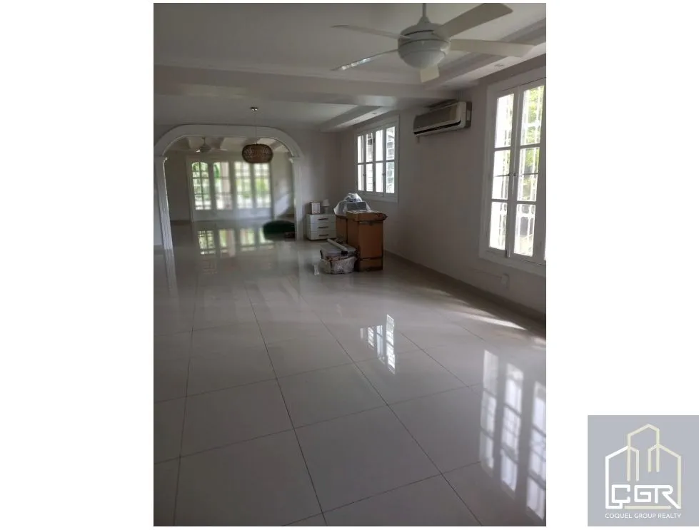 Alquiler de casa con linea blanca en La Boca, Ancón, Panamá