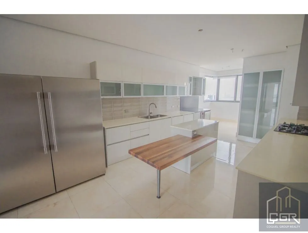 Apartment for sale in Costa del Este
