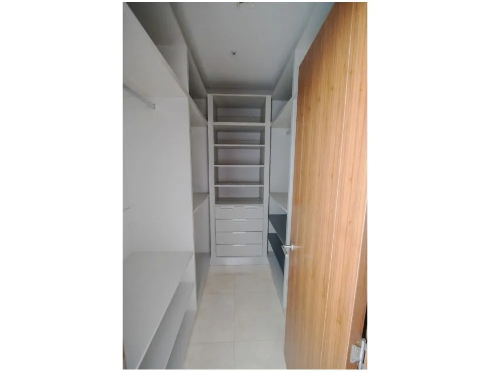 Apartment for sale in Costa del Este