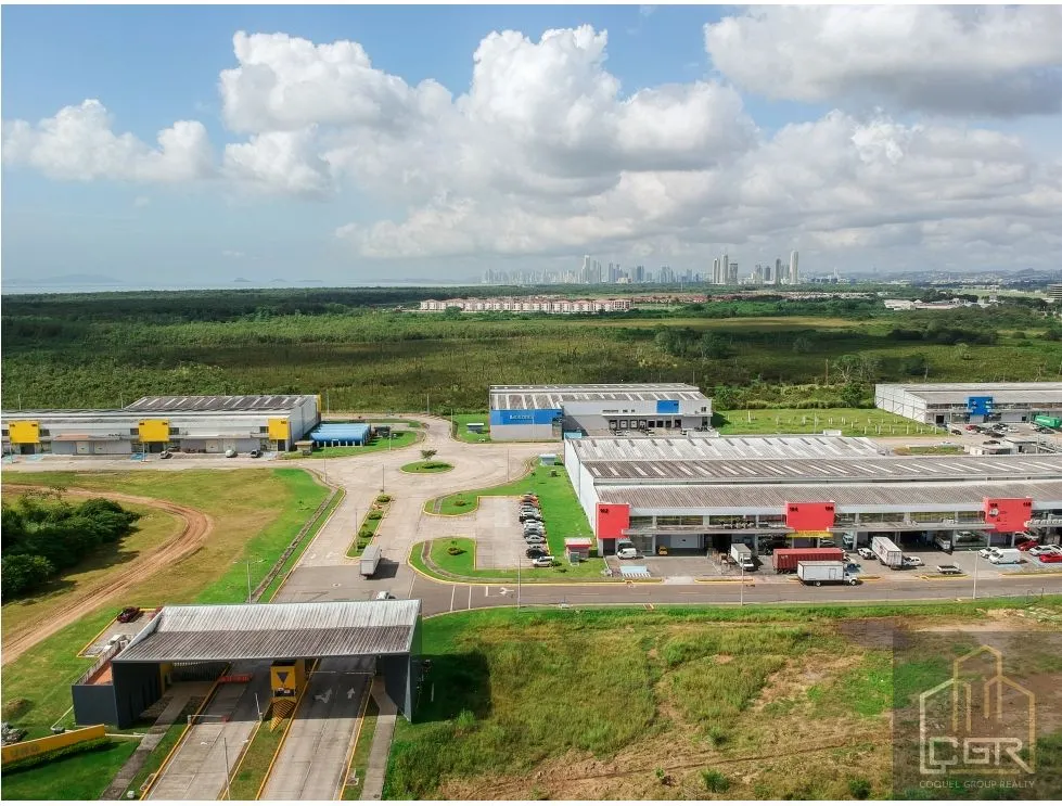 Entrepôt à Juan Diaz à vendre