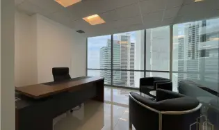 Bureau à Costa del Este à louer