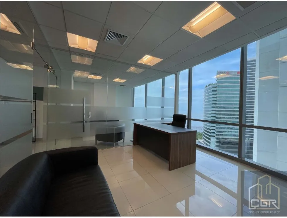 Office for rent in Costa del Este