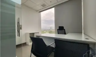 Alquiler de oficina vacía en PH Torre Aseguradora Ancón
