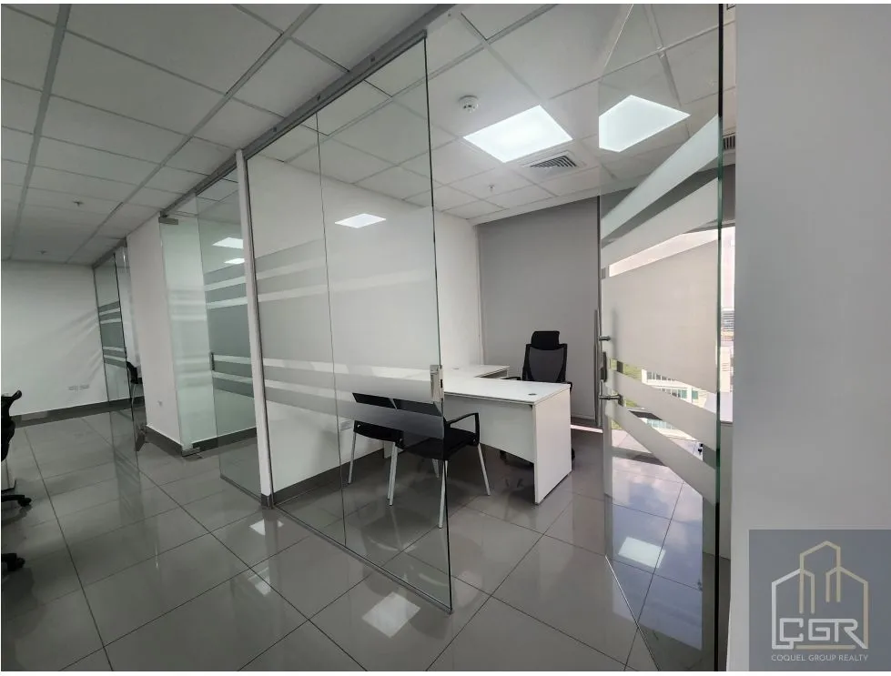 Office for rent in Costa del Este