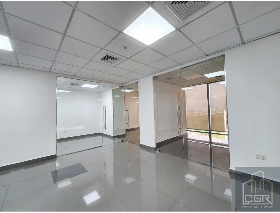 Office for rent in Costa del Este