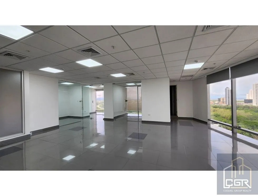 Office for rent in Costa del Este