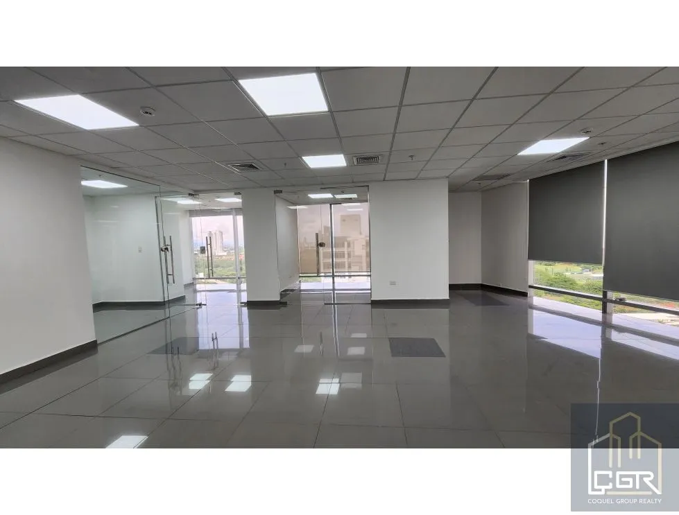 Office for rent in Costa del Este