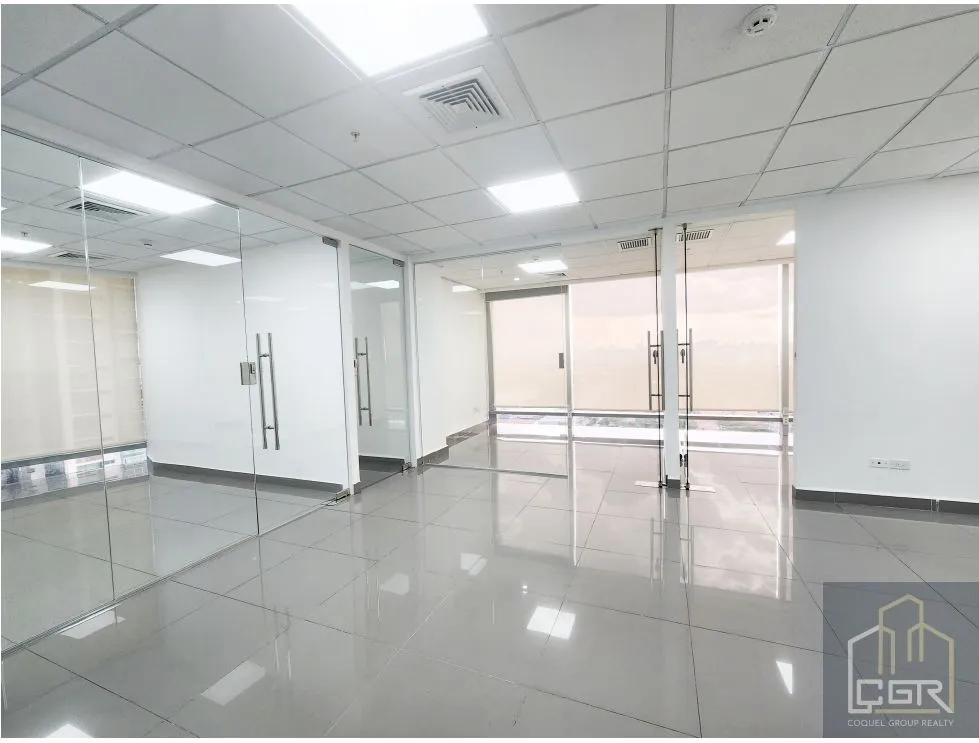 Office for rent in Costa del Este