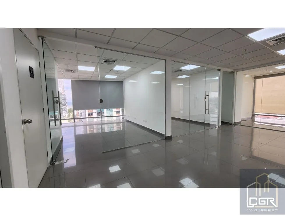 Office for rent in Costa del Este