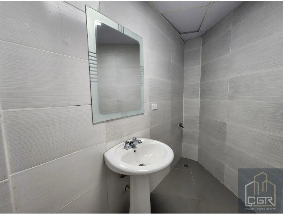 Office for rent in Costa del Este
