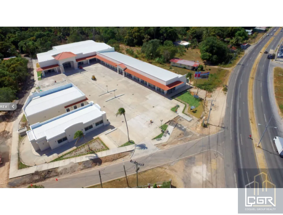 Venta de locales comerciales en Plaza Farallones, Rio Hato, Cocle