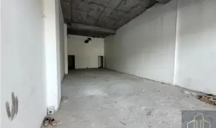 Espace commercial à Betania à louer