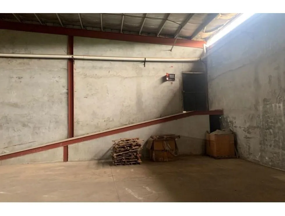 Warehouse for sale in Chorrera