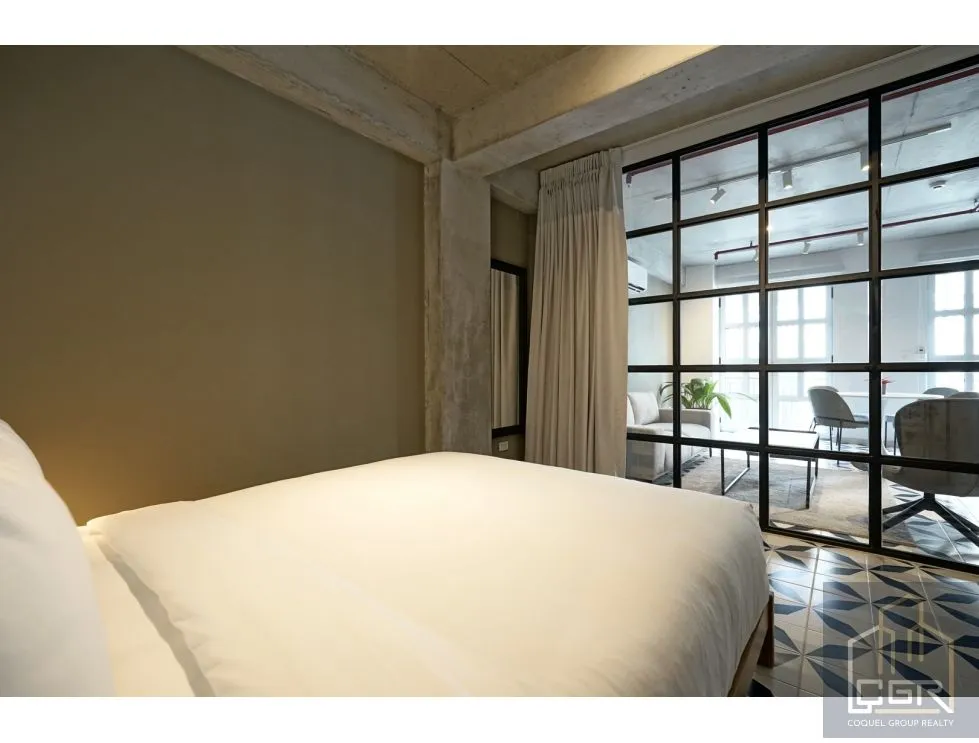 VENTA DE EDIFICIO DE APARTAMENTOS Y LOCALES COMERCIALES, CASCO ANTIGUO