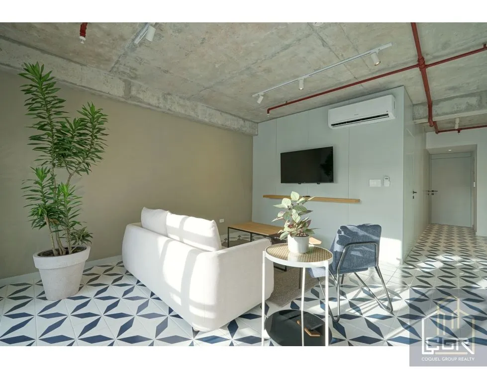 VENTA DE EDIFICIO DE APARTAMENTOS Y LOCALES COMERCIALES, CASCO ANTIGUO