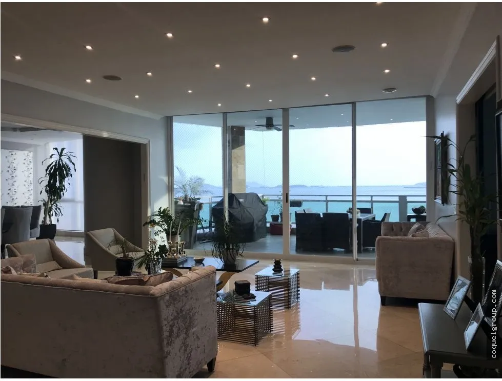 Apartment for sale in Punta Pacifica