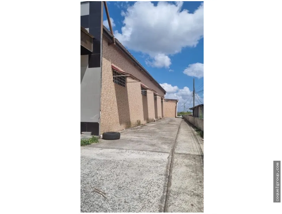 VENTA DE TRES LOTES CON TERRENOS Y DOS (02) GALERAS, LA CHORRERA