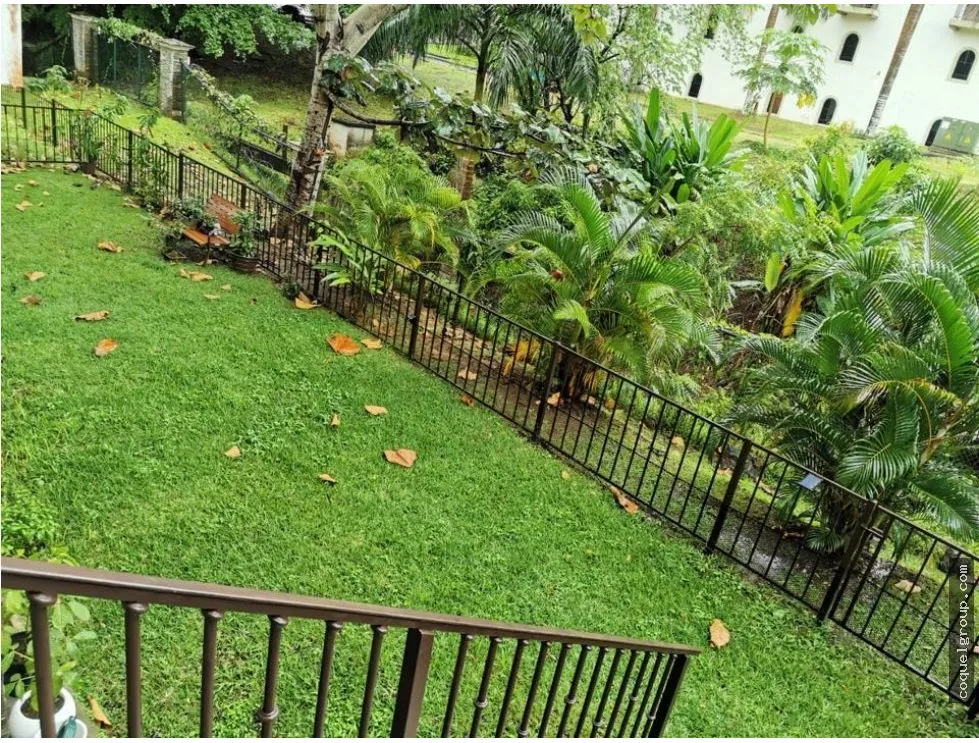 Apartment for sale in Clayton