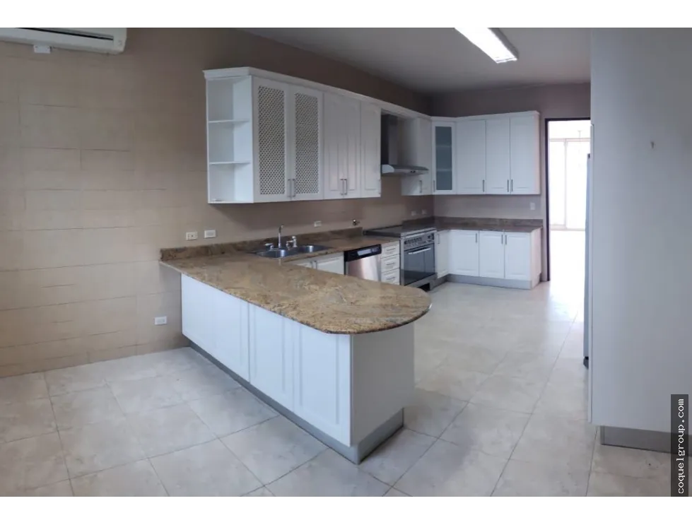 квартира в Punta Pacifica на продажу