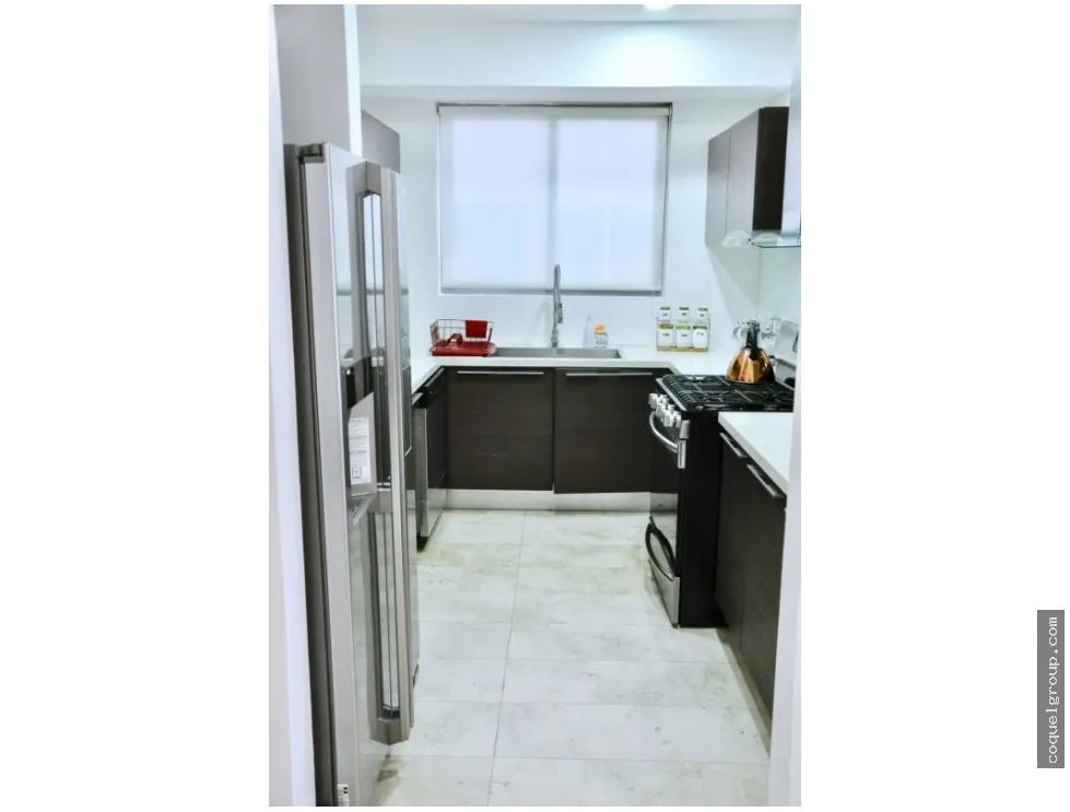 ALQUILER DE APARTAMENTO AMOBLADO FRENTE AL MAR PH YOO .AV BALBOA