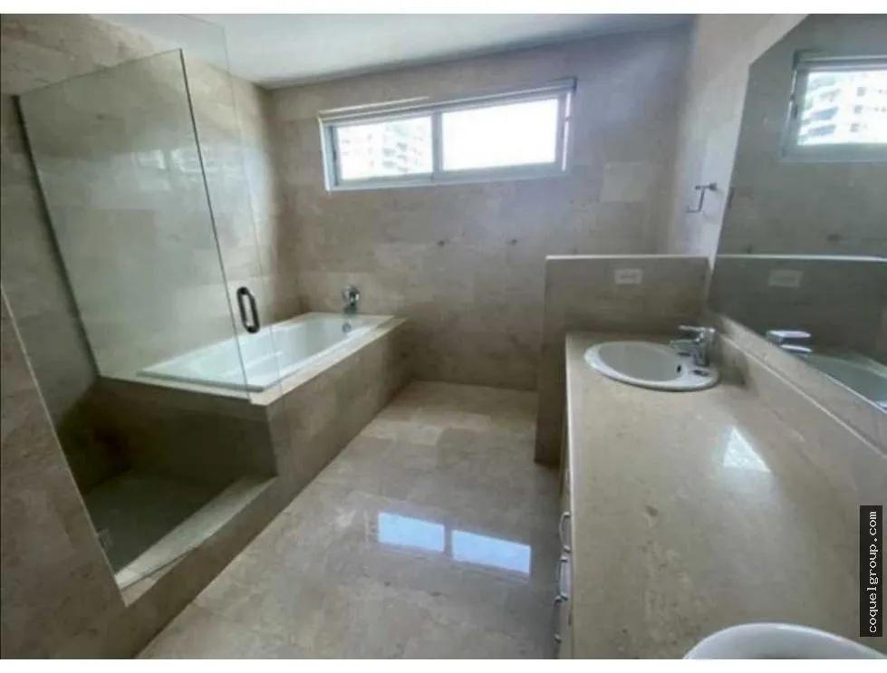 Apartment for rent in Marbella