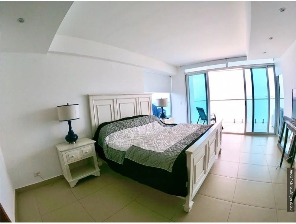 VENTA O ALQUILER DE  APARTAMENTO AMOBLADO 160m2 ISLA NAOS